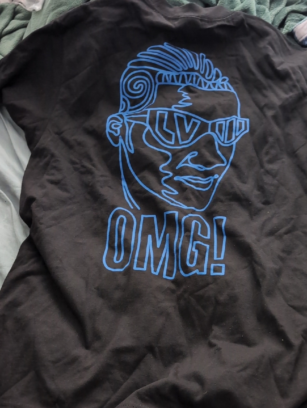 Shaka Wear Black Graphic Tee with Blue 'OMG!' Design- L